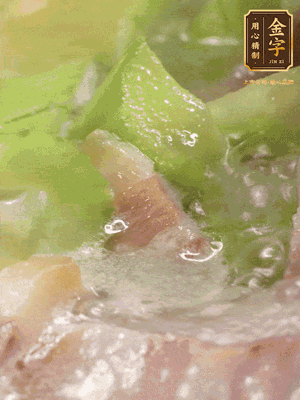 加一點(diǎn)糖、1碗開(kāi)水煮到絲瓜半透明